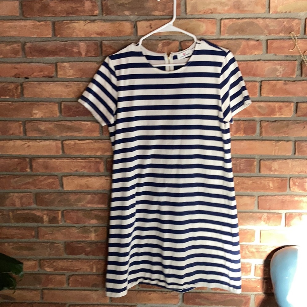 Vineyard vines dress